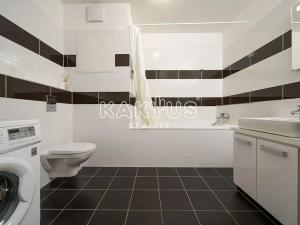 Pronájem bytu 2+kk, Ostrava, Jantarová, 54 m2