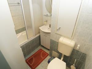 Pronájem bytu 2+kk, Kladno, Francouzská, 42 m2