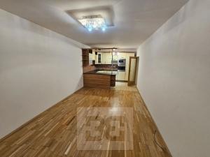 Pronájem bytu 2+kk, Praha - Vysočany, Pod Harfou, 60 m2