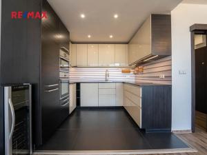 Prodej bytu 3+kk, Praha - Bohnice, Hlivická, 72 m2