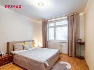 Pronájem bytu 3+kk, Praha - Vinohrady, U Zvonařky, 96 m2