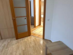 Pronájem bytu 4+kk, Praha - Krč, Na staré cestě, 112 m2