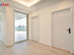 Prodej rodinného domu, Vestec, Čechova, 300 m2