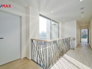 Prodej rodinného domu, Vestec, Čechova, 300 m2