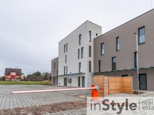 Prodej bytu 2+kk, Třeboň - Třeboň II, Jiřího Havlise, 51 m2