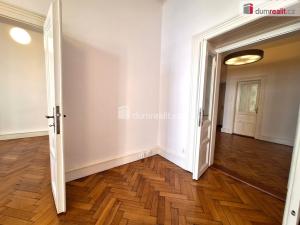 Pronájem kanceláře, Praha - Malá Strana, Plaská, 102 m2