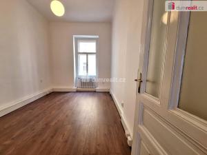 Pronájem kanceláře, Praha - Malá Strana, Plaská, 102 m2