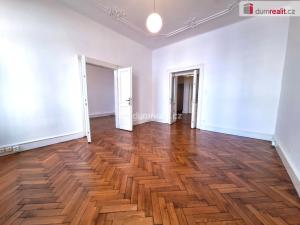 Pronájem kanceláře, Praha - Malá Strana, Plaská, 102 m2