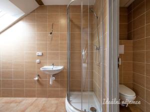 Pronájem bytu 2+kk, Praha - Libeň, Sokolovská, 66 m2