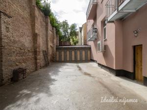 Pronájem bytu 2+kk, Praha - Libeň, Sokolovská, 66 m2