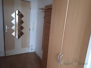 Pronájem bytu 1+kk, Děčín, Kamenická, 20 m2