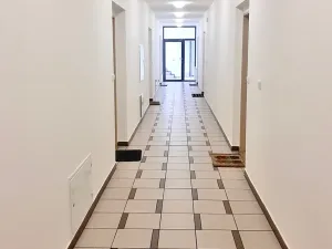 Pronájem bytu 2+kk, Praha - Kamýk, U Kamýku, 52 m2