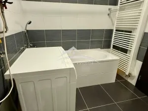 Pronájem bytu 2+kk, Jihlava, Halasova, 41 m2