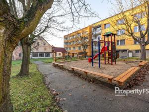 Prodej bytu 2+1, Úštěk - Úštěk-Českolipské Předměstí, Sídliště pionýrů, 71 m2