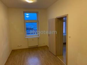 Pronájem bytu 2+1, Ústí nad Labem - Ústí nad Labem-centrum, Jateční, 41 m2