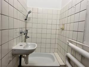 Pronájem bytu 1+kk, Praha - Záběhlice, Jabloňová, 24 m2