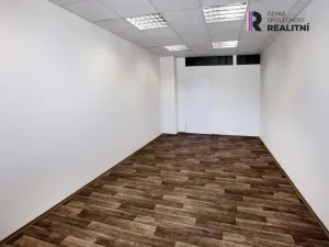 Pronájem kanceláře, Zlín, Kvítková, 82 m2