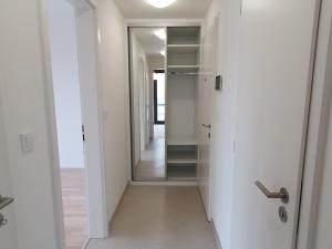 Pronájem bytu 2+kk, Praha - Hodkovičky, Šenácká, 65 m2