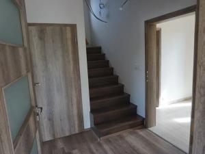 Prodej rodinného domu, Kněževes, Nad Kovárnou, 162 m2