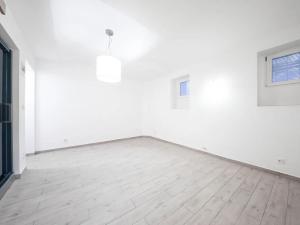 Pronájem obchodního prostoru, Praha - Nové Město, Ječná, 31 m2