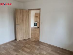 Pronájem bytu 2+kk, Pelhřimov, Krasíkovická, 42 m2