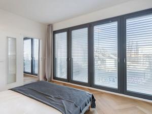 Pronájem bytu 2+kk, Praha - Karlín, Za Karlínským přístavem, 60 m2