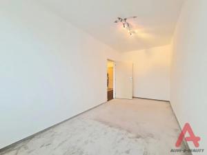 Pronájem bytu 2+kk, Praha - Letňany, Zlonická, 54 m2