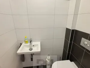 Pronájem rodinného domu, Králův Dvůr, Větrná, 94 m2