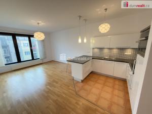 Pronájem bytu 2+kk, Praha - Vinohrady, Korunní, 68 m2