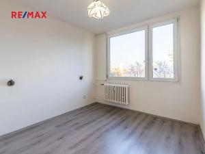 Prodej bytu 3+kk, Praha - Prosek, Pískovcová, 74 m2