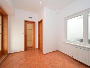 Pronájem bytu 3+kk, Praha - Holešovice, U garáží, 90 m2