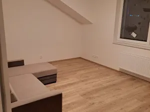 Pronájem bytu 3+kk, Praha - Štěrboholy, Hrušovská, 60 m2