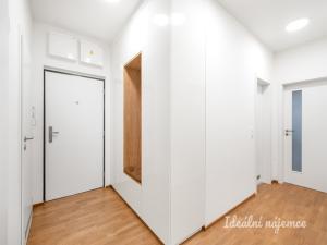 Pronájem bytu 3+kk, Praha - Hloubětín, Waltariho, 75 m2