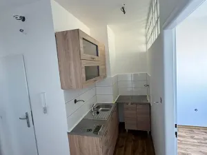 Pronájem bytu 2+kk, Ústí nad Labem, U Panského dvora, 34 m2