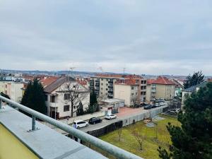 Pronájem bytu 2+kk, Brno, Slatinská, 53 m2