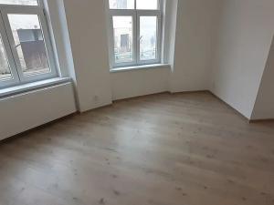 Prodej bytu 3+1, Neveklov, Táborská, 82 m2