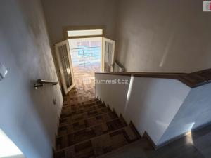 Prodej rodinného domu, Bystřice - Ouběnice, 300 m2