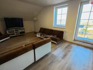 Prodej rodinného domu, Bystřice - Ouběnice, 300 m2