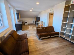 Prodej rodinného domu, Bystřice - Ouběnice, 300 m2