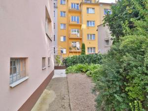 Prodej bytu 2+kk, Praha - Podolí, Dvorecké náměstí, 61 m2