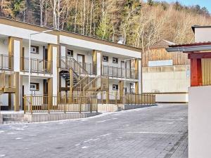 Pronájem bytu 1+kk, Ostrov - Horní Žďár, 26 m2