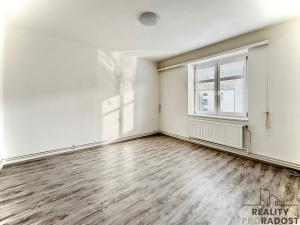 Pronájem bytu 2+1, Brno, Veslařská, 57 m2