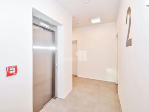 Pronájem bytu 2+kk, Praha - Smíchov, Šiklové, 70 m2