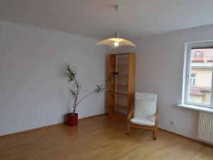 Pronájem bytu 2+kk, Praha - Žižkov, Radhošťská, 47 m2