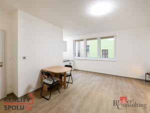 Pronájem bytu 1+kk, Plzeň - Jižní Předměstí, Na Jíkalce, 42 m2