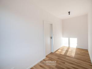 Prodej bytu 4+kk, Lesná, 65 m2