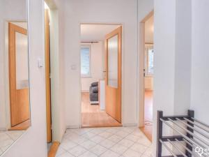 Pronájem bytu 2+kk, Olomouc, Rumunská, 48 m2