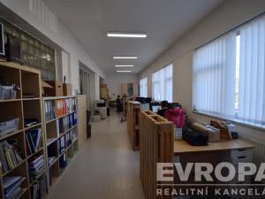 Prodej komerční nemovitosti, Kolín - Kolín IV, Královská cesta, 1510 m2