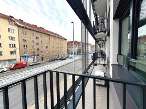 Pronájem bytu 2+kk, Praha - Vysočany, Kolbenova, 58 m2