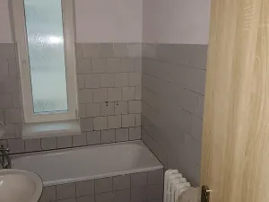 Prodej bytu 3+1, Děčín, Mírové nám., 88 m2